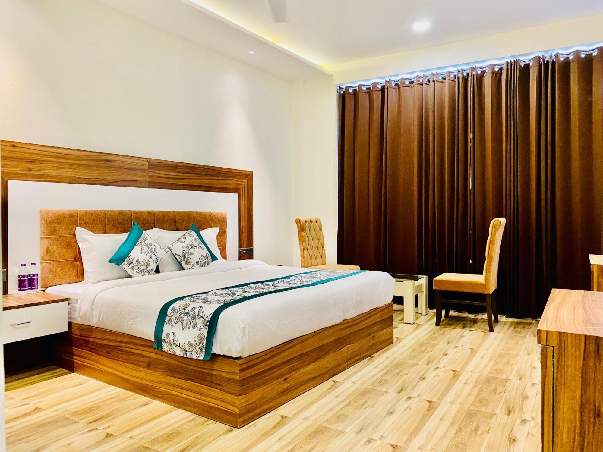 Hotel White House 350 Mtr From Golden Temple Αμριτσάρ Εξωτερικό φωτογραφία