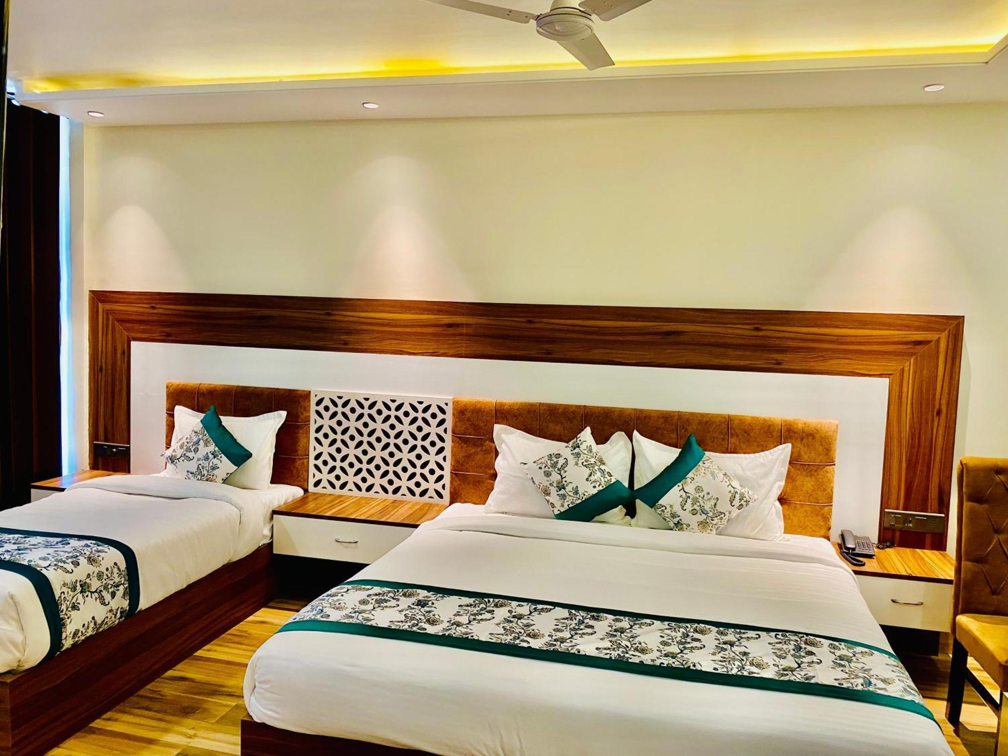 Hotel White House 350 Mtr From Golden Temple Αμριτσάρ Εξωτερικό φωτογραφία