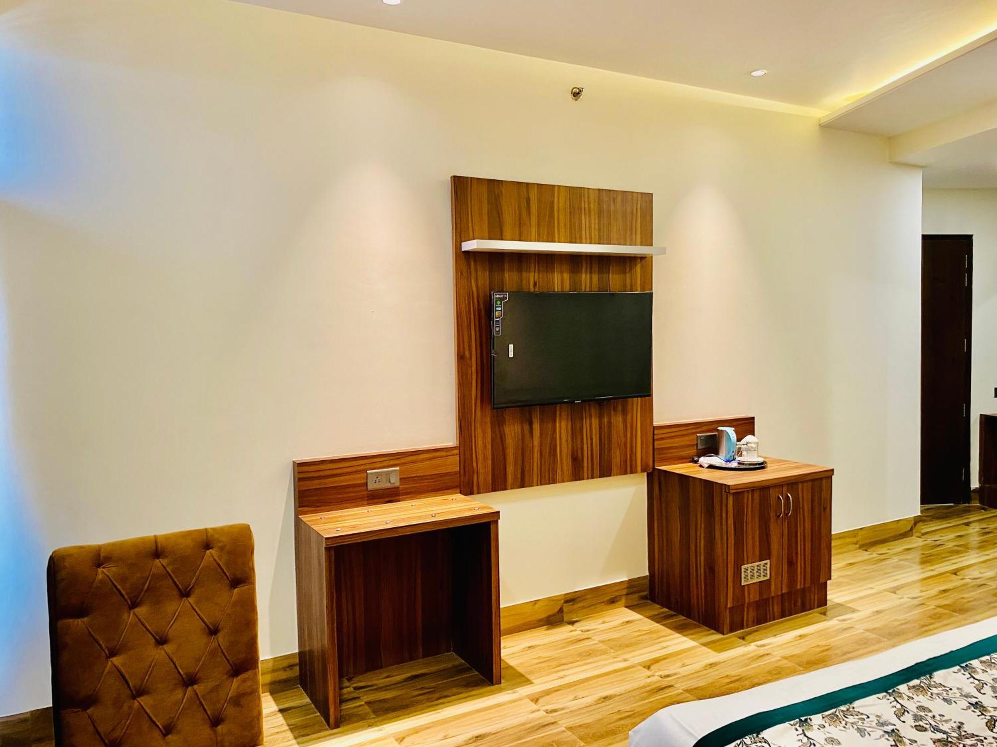 Hotel White House 350 Mtr From Golden Temple Αμριτσάρ Εξωτερικό φωτογραφία