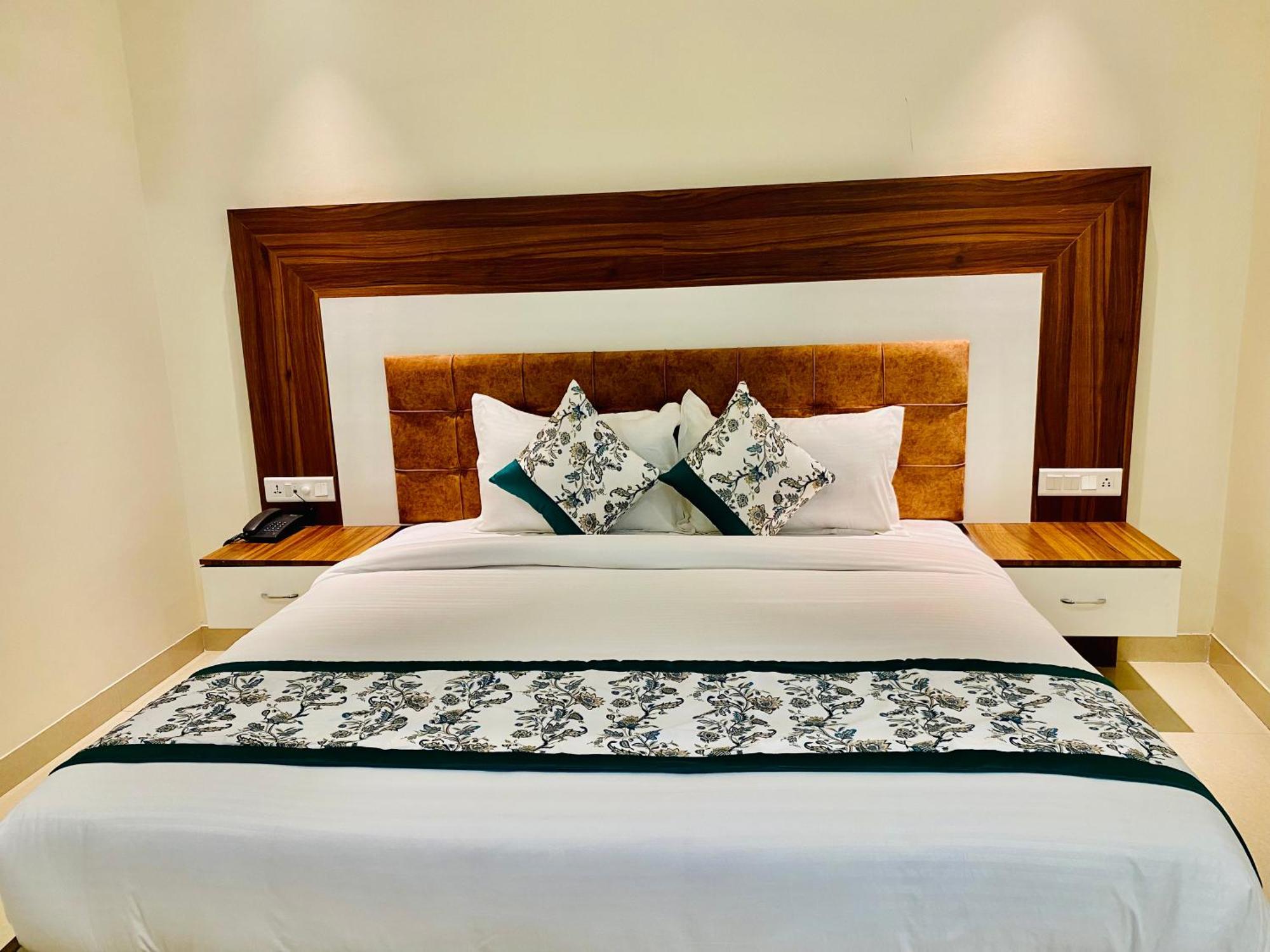 Hotel White House 350 Mtr From Golden Temple Αμριτσάρ Εξωτερικό φωτογραφία